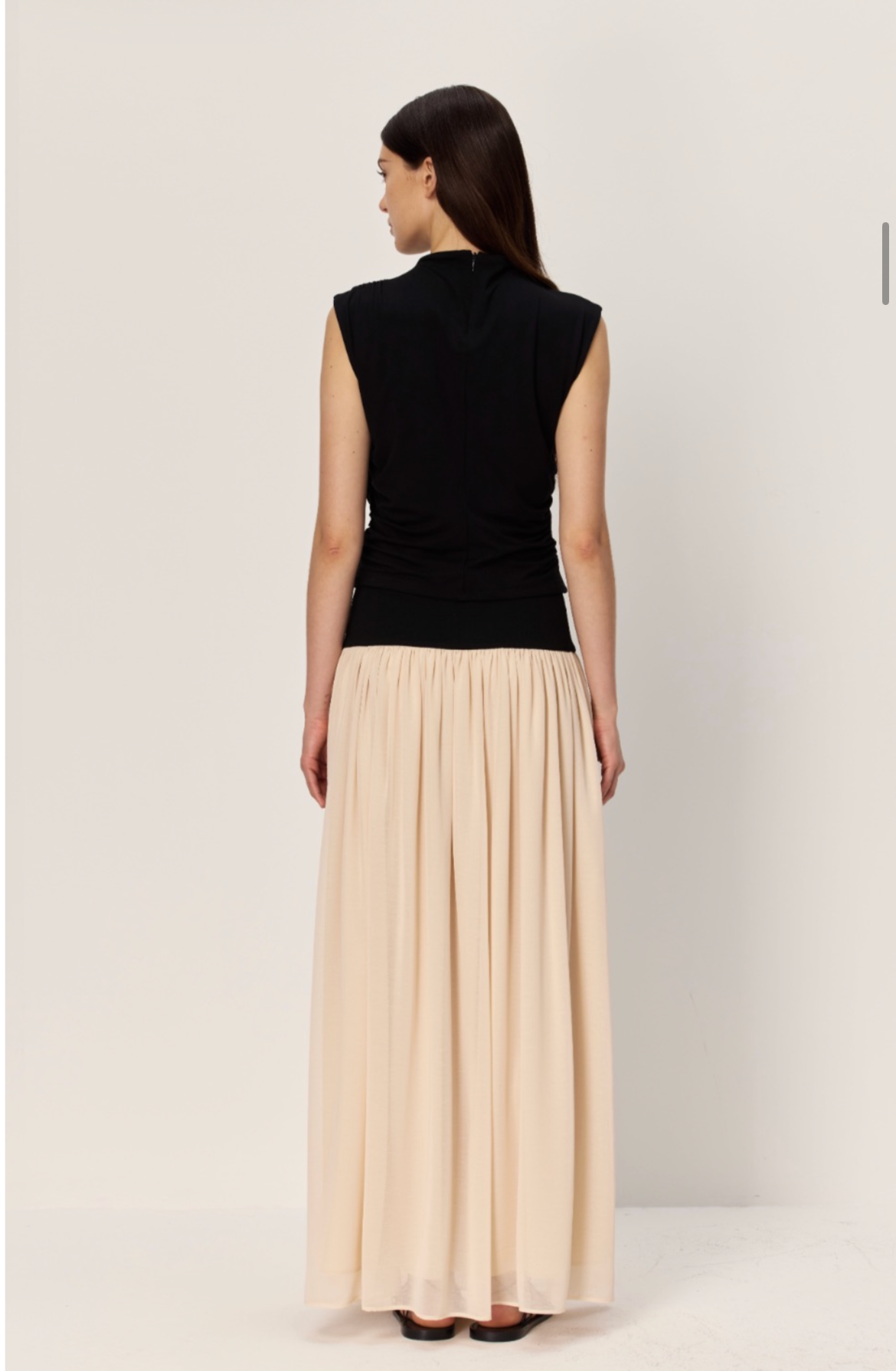 Oriel Top