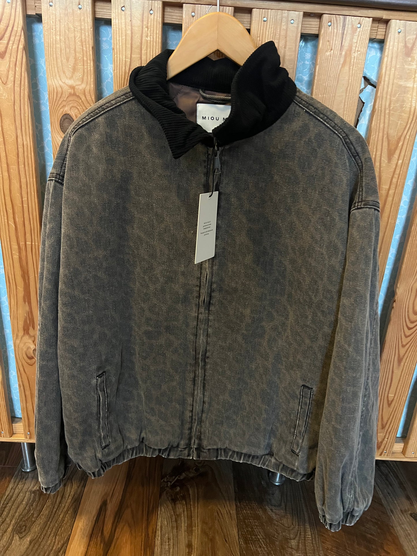 Lisa's Leopard J